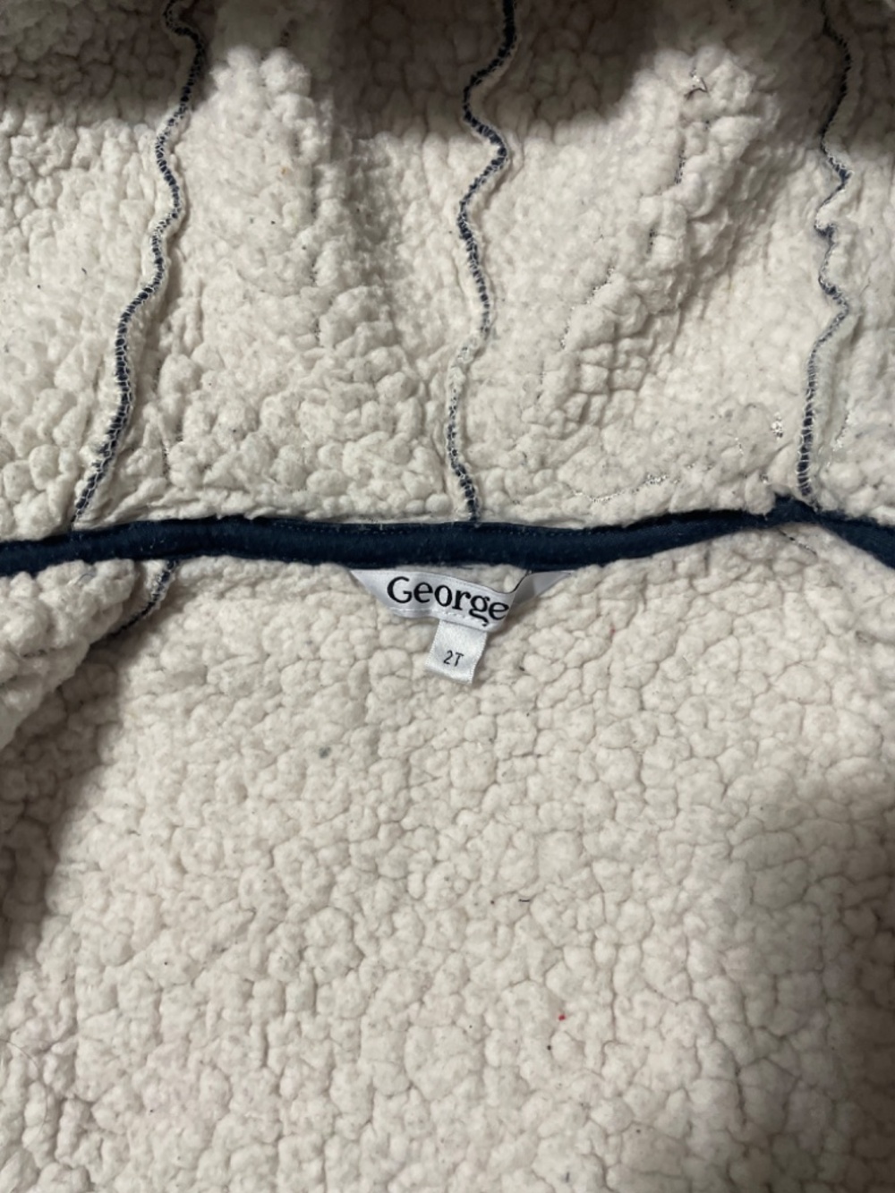 fuzzy bear jacket - Picture 4 of 4